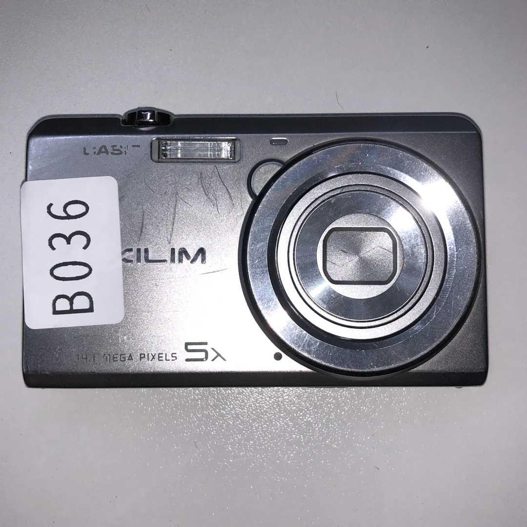 卡西欧Z680 1410w像素 5倍光学变焦配件齐全569