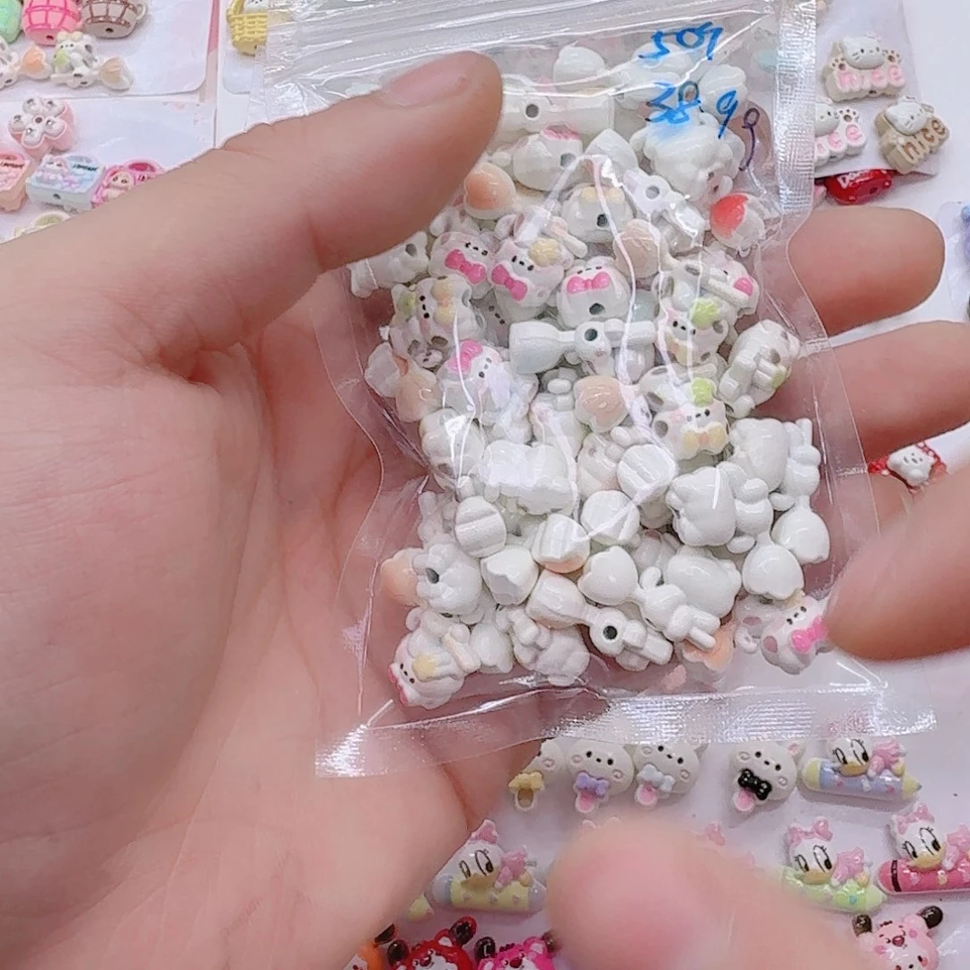 锌合金50 个扫把兔