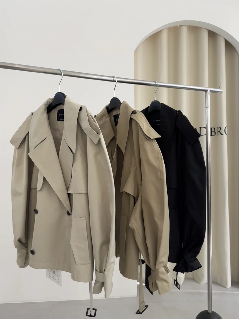 {后连袖短款}气质网红时尚休闲风衣