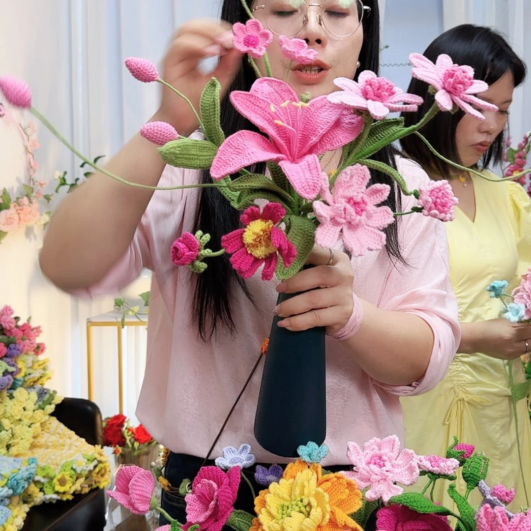 莱赛尔纤维棉手工钩织花束