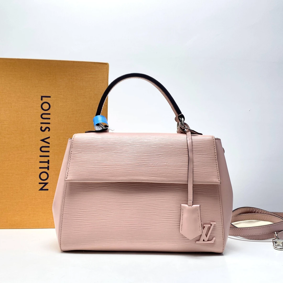 胖虎安安/路易威登/95新/公价0/箱包/单肩包/312505090010