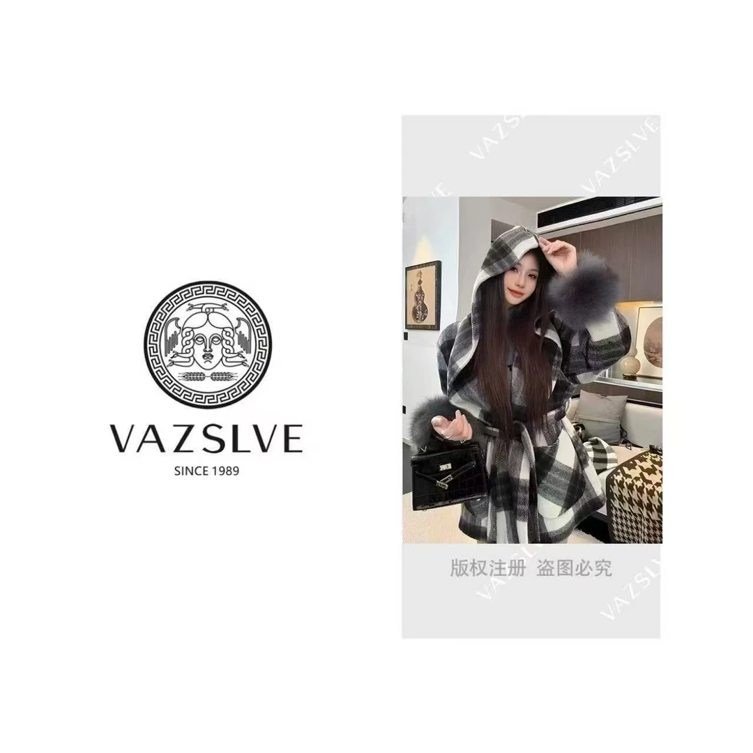 冬季时尚双面格子连帽羊毛呢外套女名媛气质狐狸毛袖系带大衣