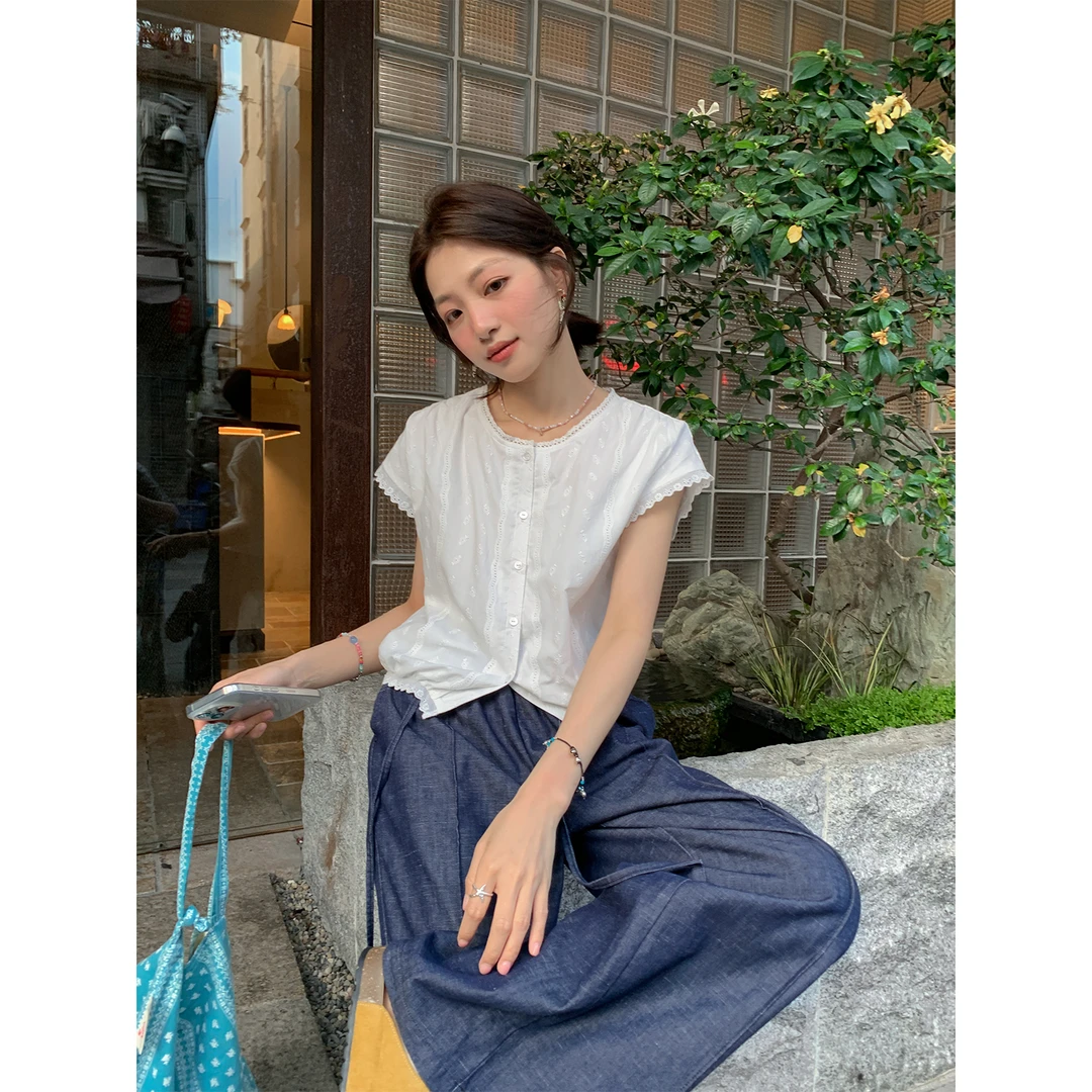 【西西里安】 醒夏诗集~温柔精致提花镂空短袖小衫