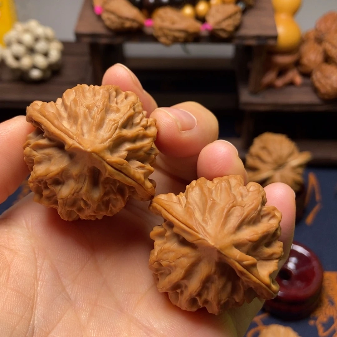 文玩核桃把件全品龙鳞尺寸40
