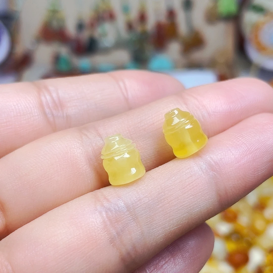 裸石琥珀未镶嵌发一个