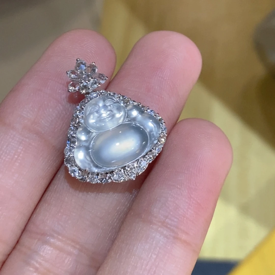 颈饰18K金镶嵌翡翠天然缅甸A货翡翠