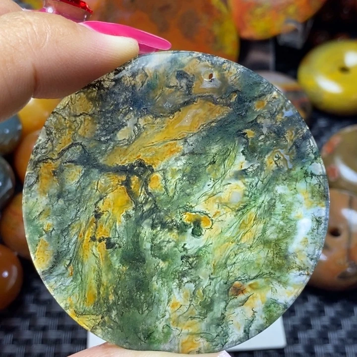 玛瑙/玉髓颈饰足铂镶嵌