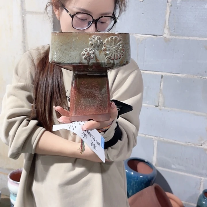 红陶瑕疵高17/15一个