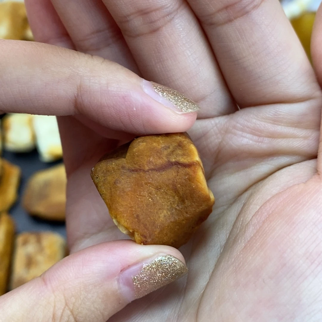 定制琥珀未镶嵌蜜蜡