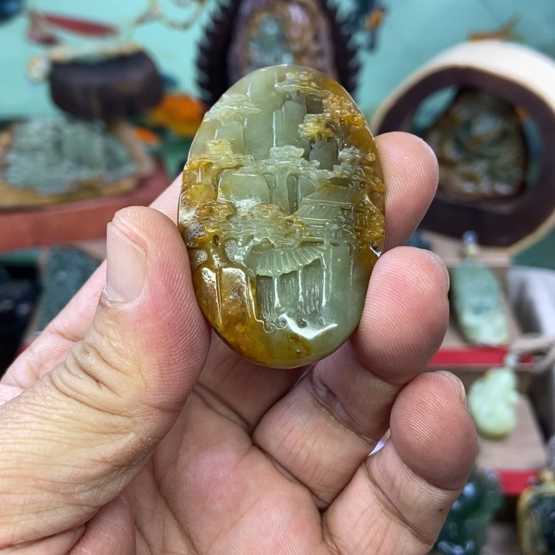 梦***飞岫岩河磨玉（透闪石质玉）未镶嵌挂件