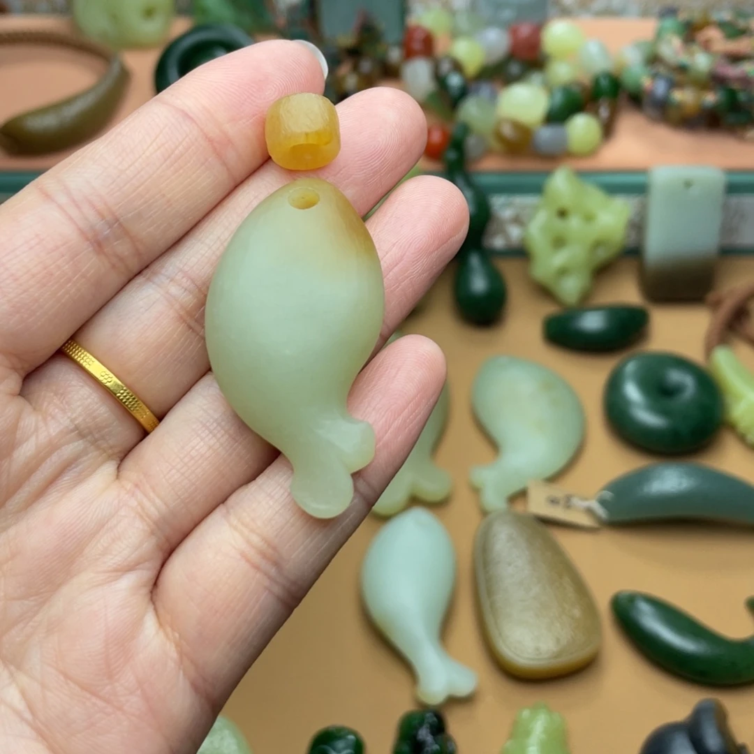 【闪购商品】和田玉未镶嵌颈饰ʜ****