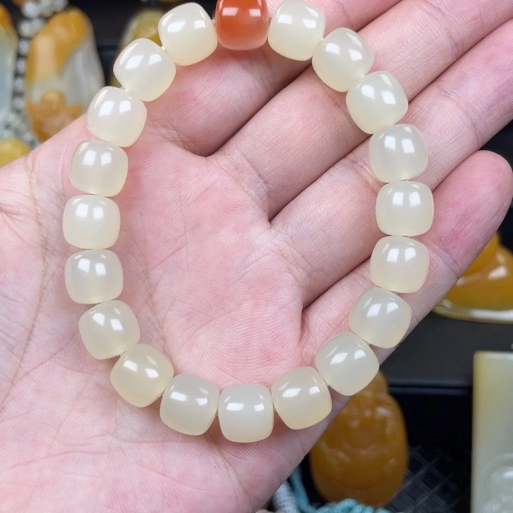 未镶嵌石英质玉（黄龙玉）吊坠(赠链)