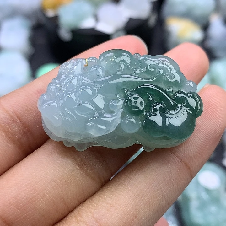 翡翠未镶嵌颈饰天然缅甸翡翠
