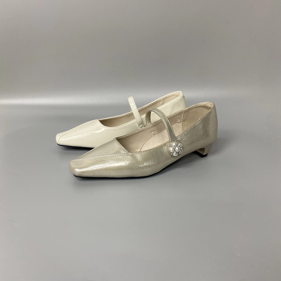 早秋新款时尚百搭舒适低跟上班不累脚轻便软底法式小单鞋 1259