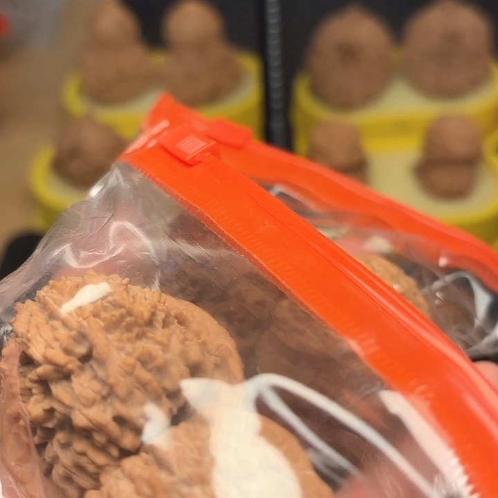 桃核吊坠偶**闸文玩核桃