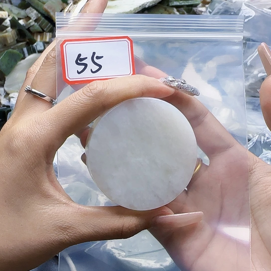 和田玉未镶嵌珠宝半成品