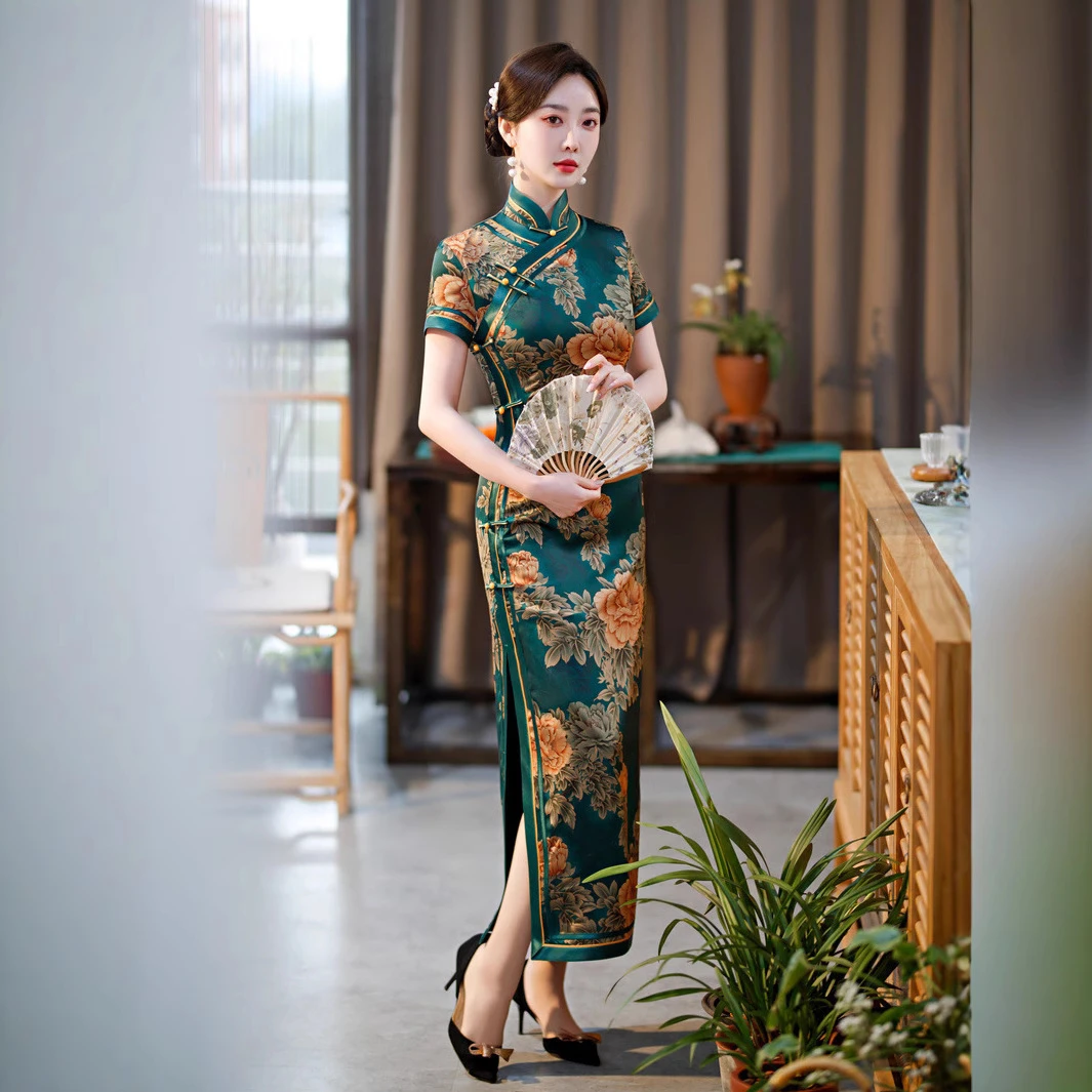 2024夏季走秀演出礼仪服装夜上海复古改良妈妈女士年会长款裙