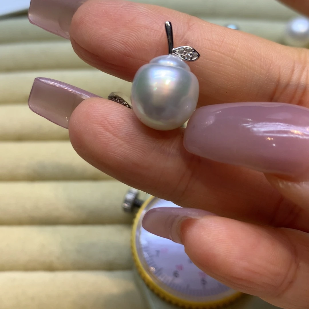 颈饰银S925镶嵌海水珍珠