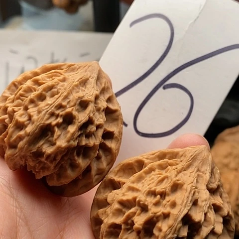 吊坠桃核46全品血灯笼