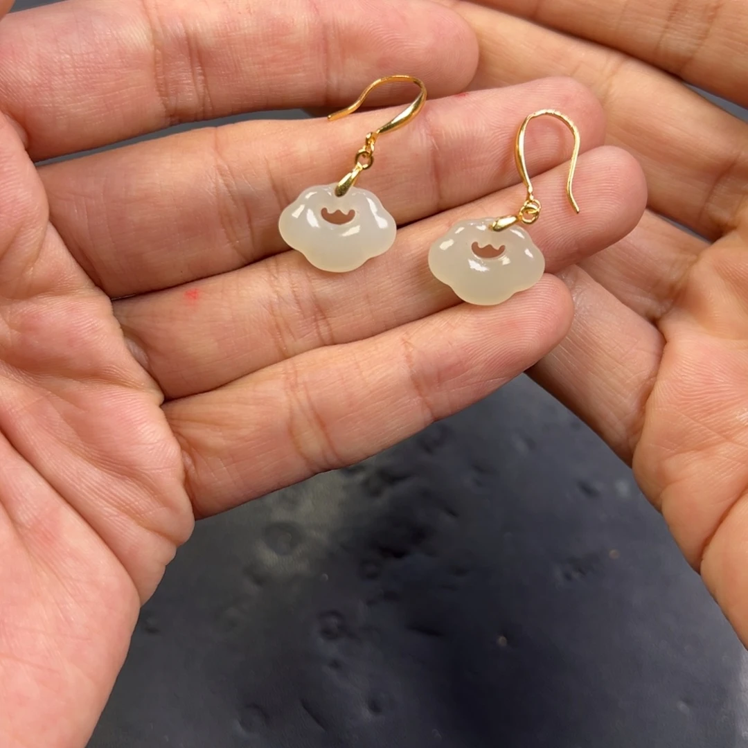 颈饰银S925镶嵌和田玉多样性高端拍一发一如意锁耳环