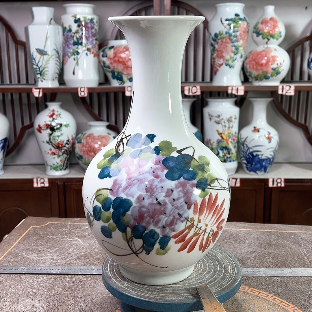 摆件景德镇陶瓷赏紫藤