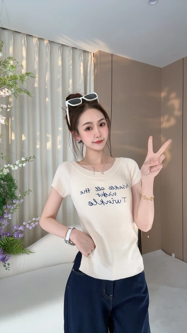 【修身小调】丸子璐春季新款时尚休闲T恤预WZLC5TX1003A