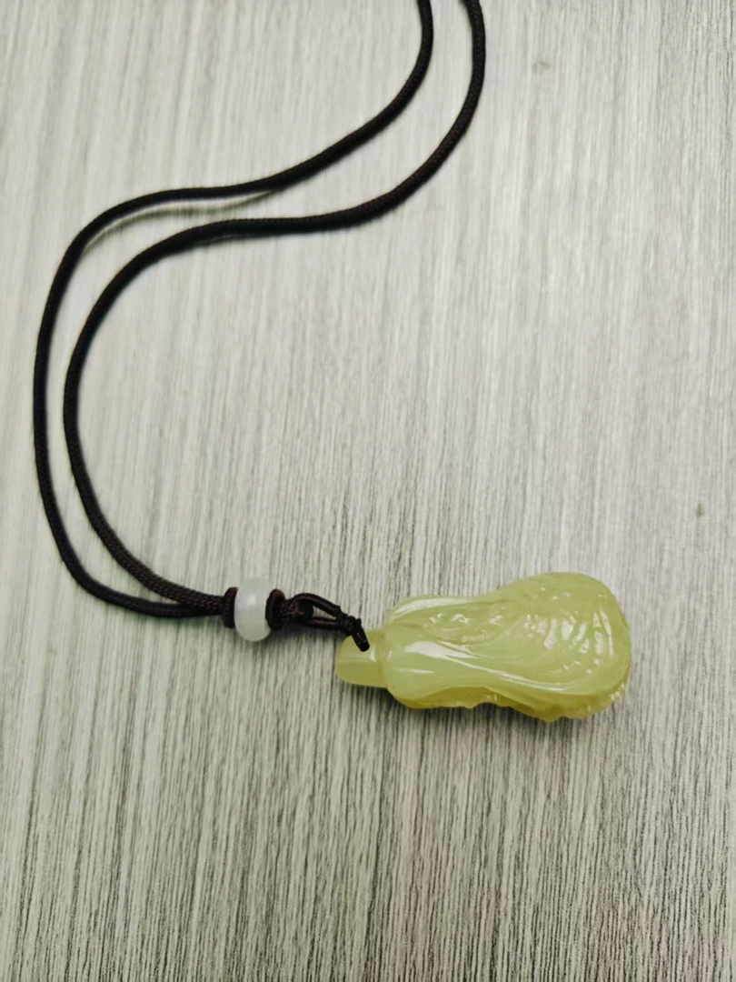 R042新疆青海格尔木黄口料中号白菜配縄子帯礼盒收藏品