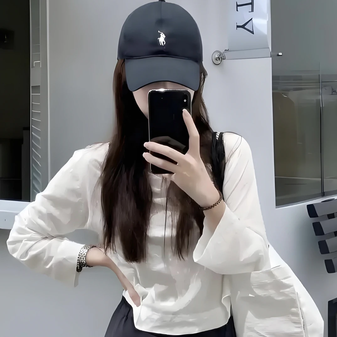 Baldauren直播专用链接女款圆领上衣长袖白色宽松纯色百搭