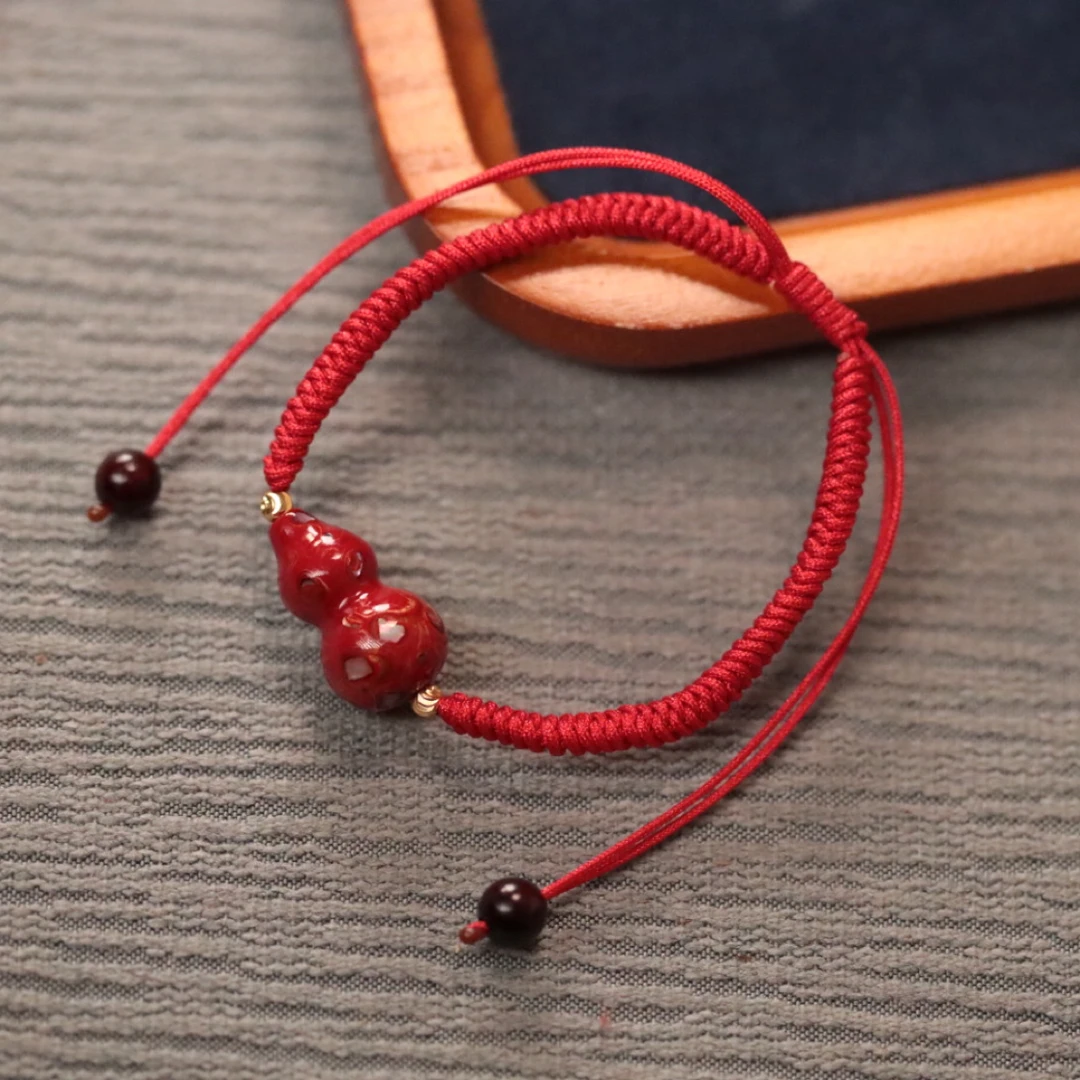 大漆工艺【红色葫芦】手绳款尺寸：1.1x2.0cm