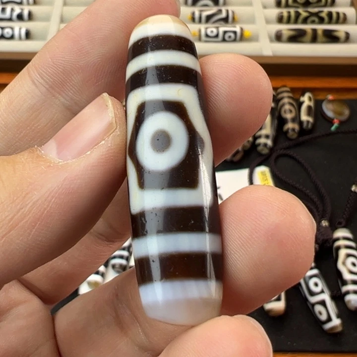 斌***玛瑙/玉髓未镶嵌颈饰