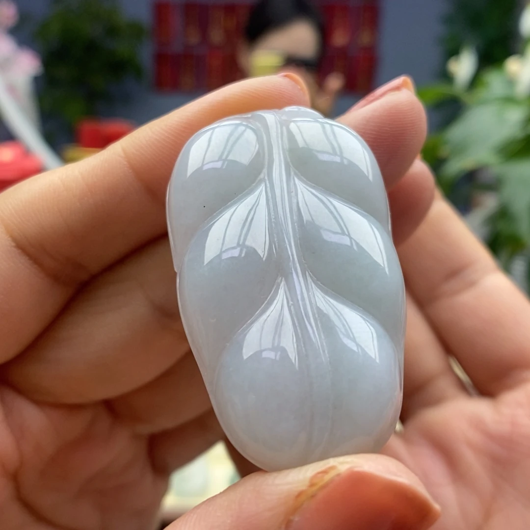 翡翠未镶嵌颈饰吊坠