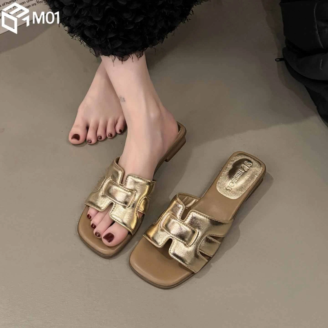 M01法式凉拖鞋女夏外穿2025新款时尚高级感配裙子海边沙滩一字拖