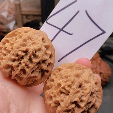 吊坠桃核44全品野牛49克