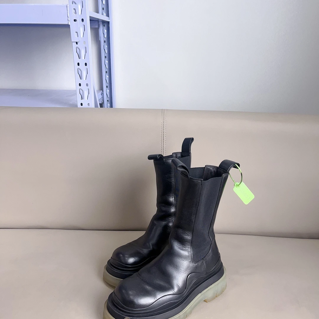95新 BOTTEGA VENETA/葆蝶家 黑色透明底长靴 36.5码d5907