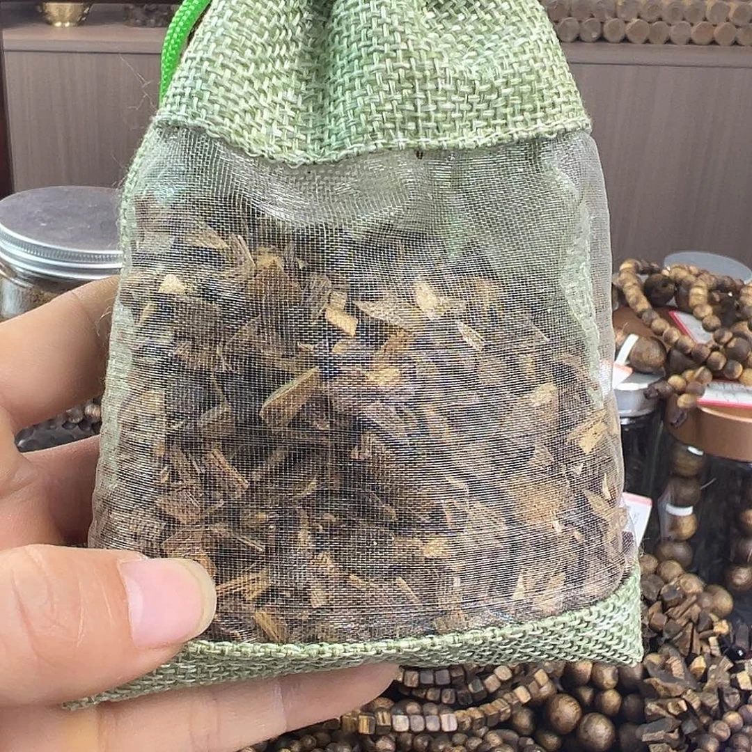 沉香碎屑沉香奇楠沉香小碎料香包50克