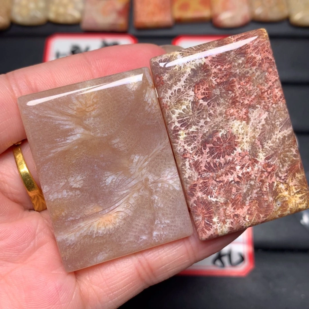 【闪购商品】硅化玉颈饰合金阿***奶