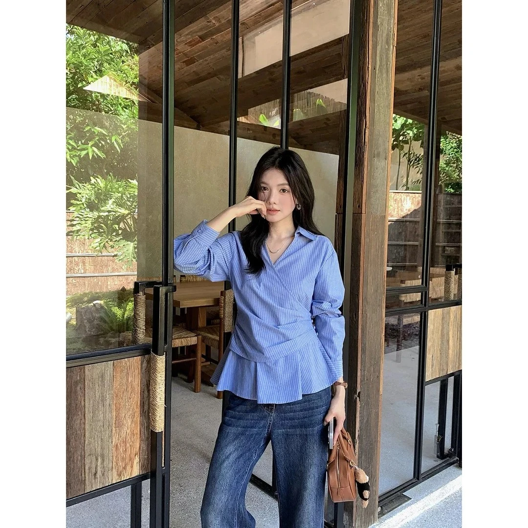 大码胖MM秋季新款韩系侧边纽扣收腰显瘦衬衫条纹百搭上衣