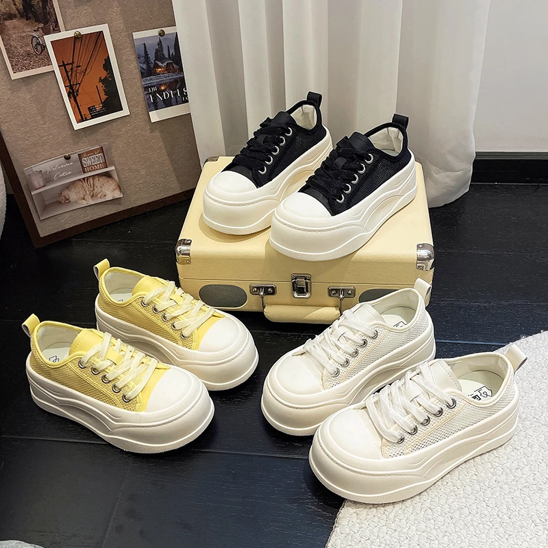 网纱厚底小白鞋女2025夏季新款百搭圆头松糕底超轻网面休闲板鞋