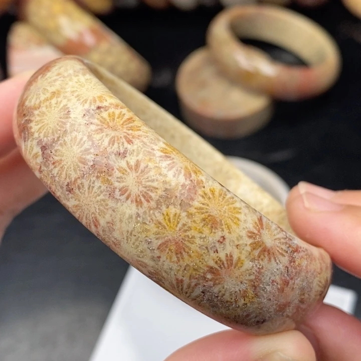 硅化玉手镯未镶嵌58
