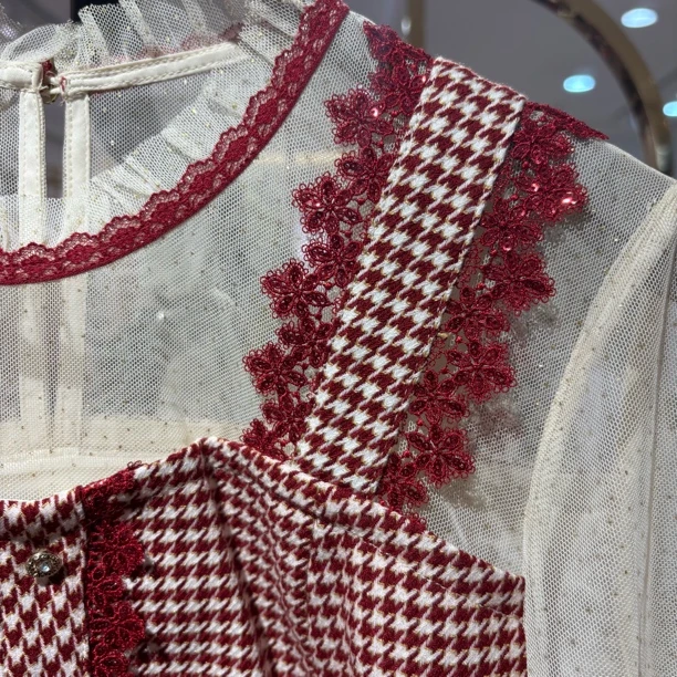 易尚服饰高腰包臀格子鱼尾裙荷叶边设计修身显瘦半身裙