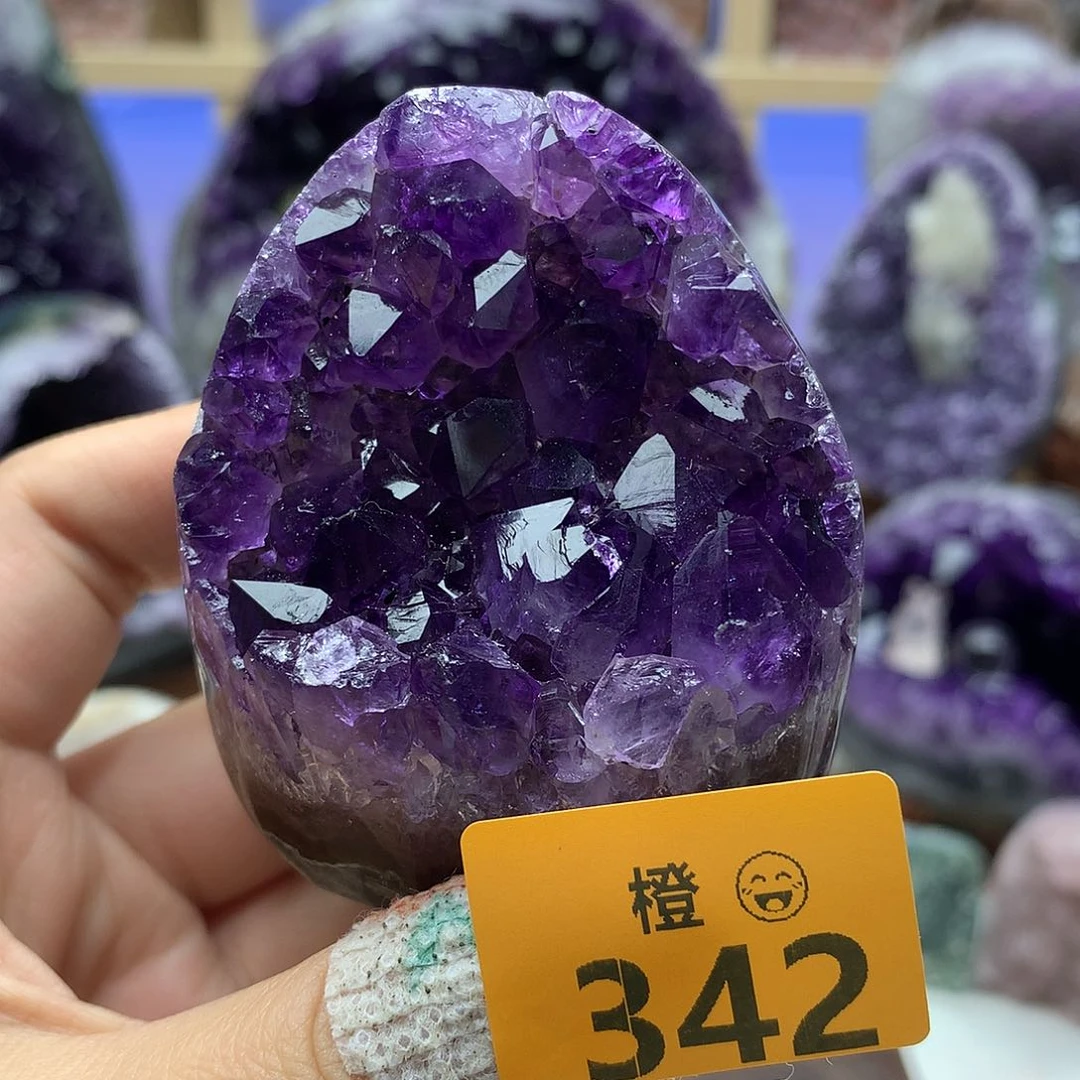 未镶嵌水晶大型摆件（非配饰）