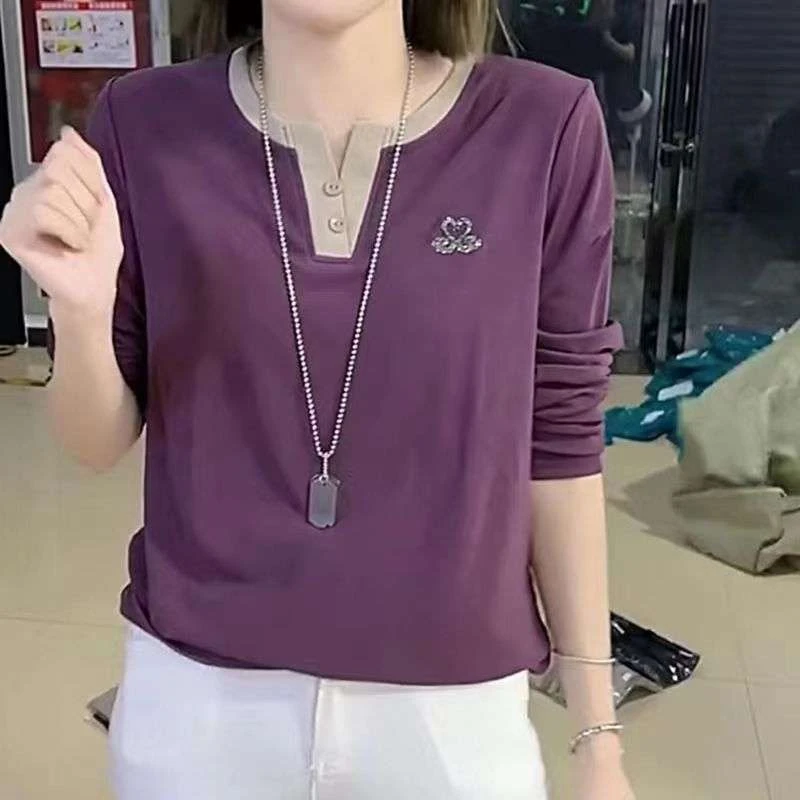 新款纽扣烫钻小天鹅女士V领长袖T恤大码宽松打底衫气质上衣小衫特