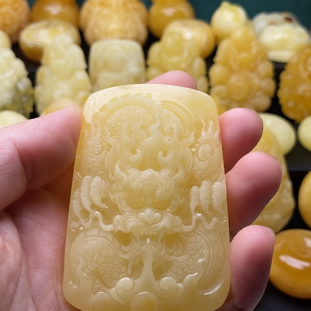琥珀颈饰未镶嵌琥珀蜜蜡吊坠