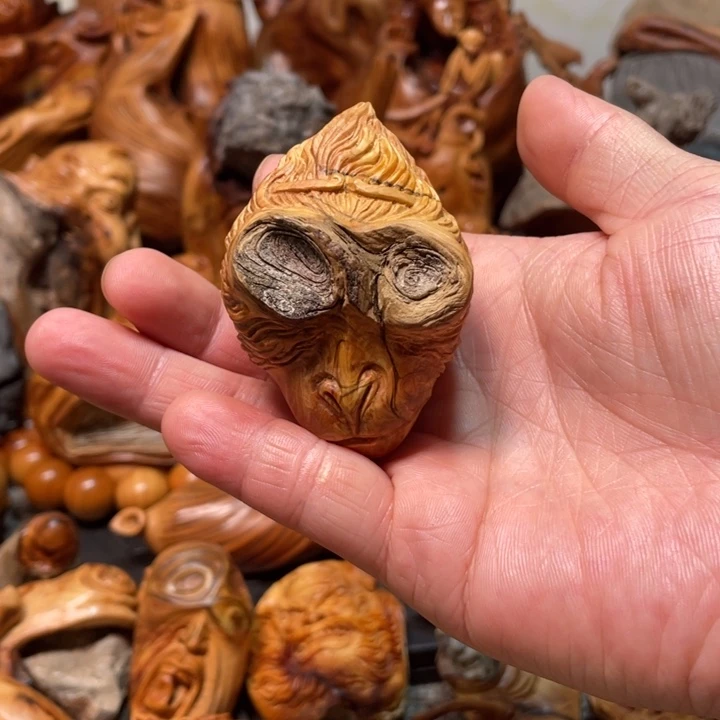 2***点柏木大圣手把件手把