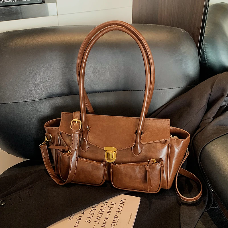 大容量机车包2025新小众高级感时尚百搭法棍包女款轻奢秋冬腋下包