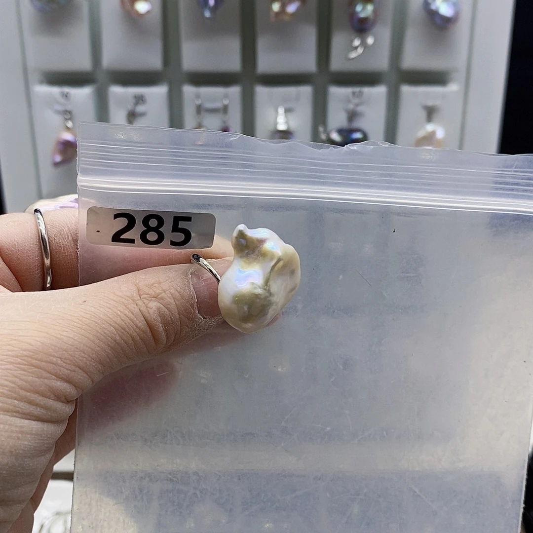 颈饰合金淡水珍珠