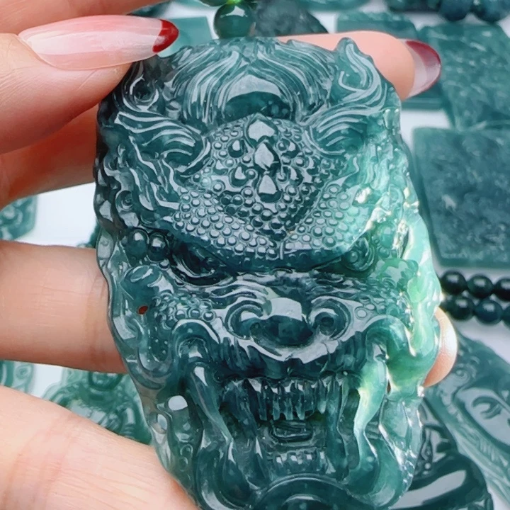 水***月翡翠未镶嵌颈饰多样性发货天然A货翡翠