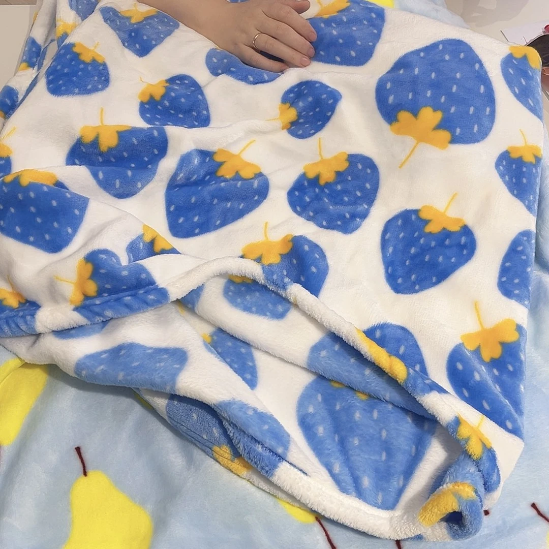 莱赛尔纤维法兰绒莓有烦恼毛毯120*150