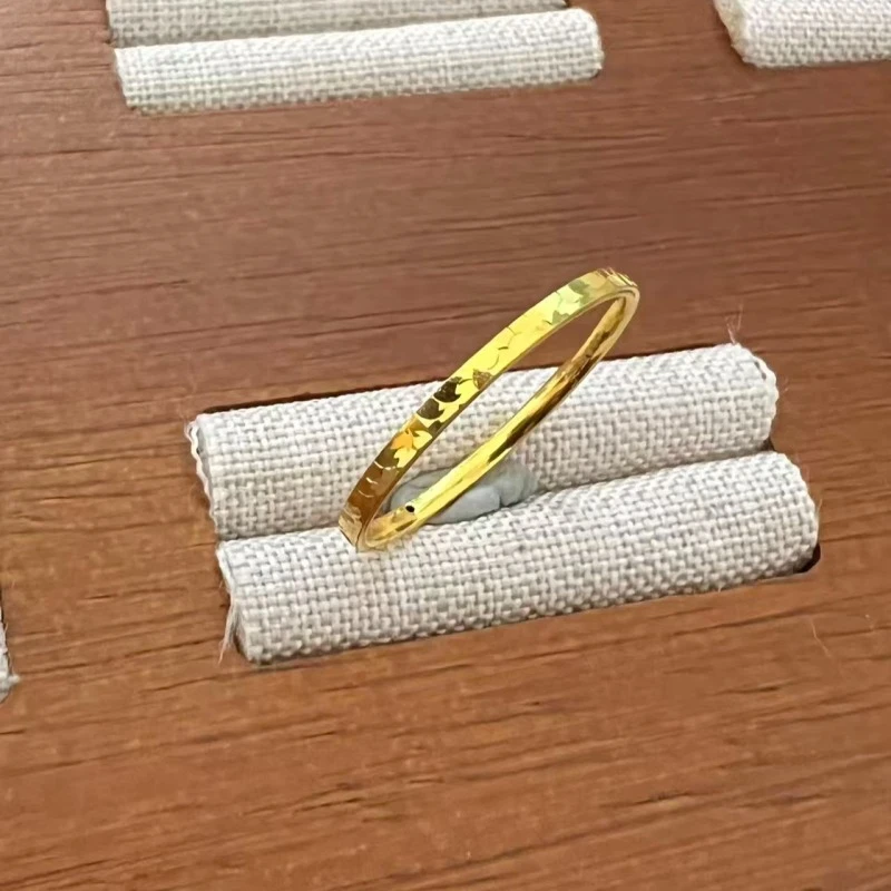 克重0.55 11号 碎冰冰戒指 足金999