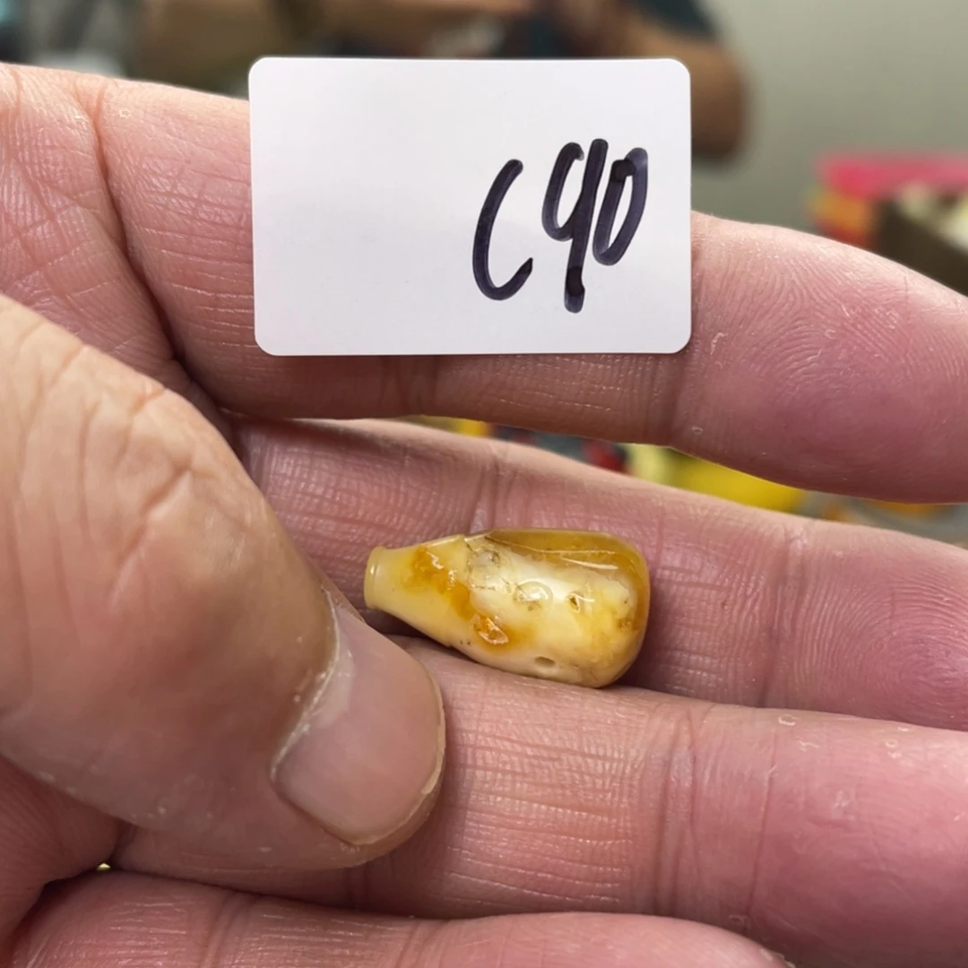 手链琥珀未镶嵌多样性发，发其中一件